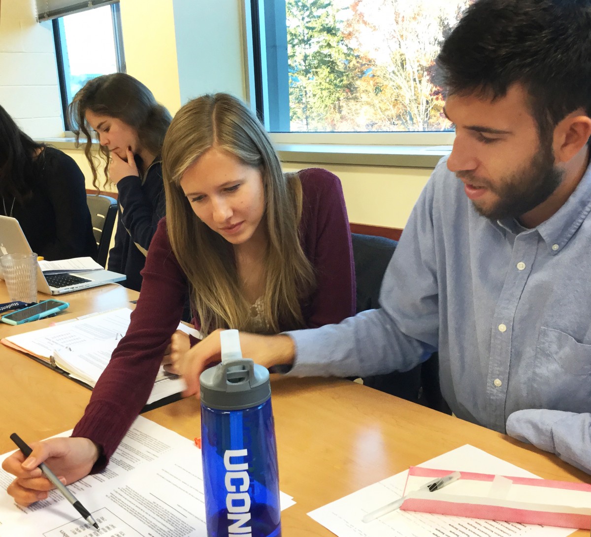 Using a random number table